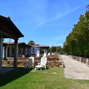 Hébergement de vacances S'oggiastrone, Tanaunella